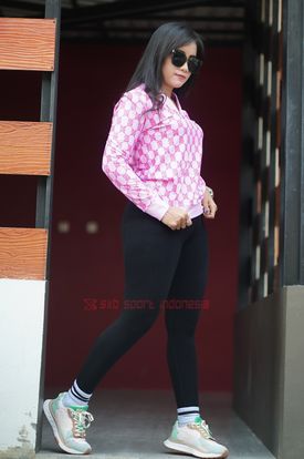 tess
