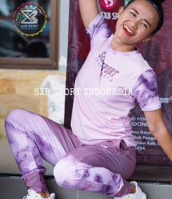 SXB BUNNY CLOWN SHORT SLEEVE AND JOGGER