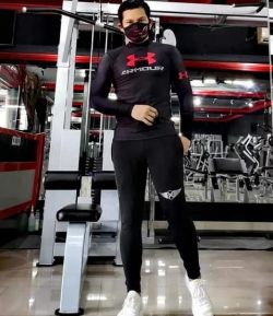SXB UA STORM LENGAN PANJANG COMPRESSION